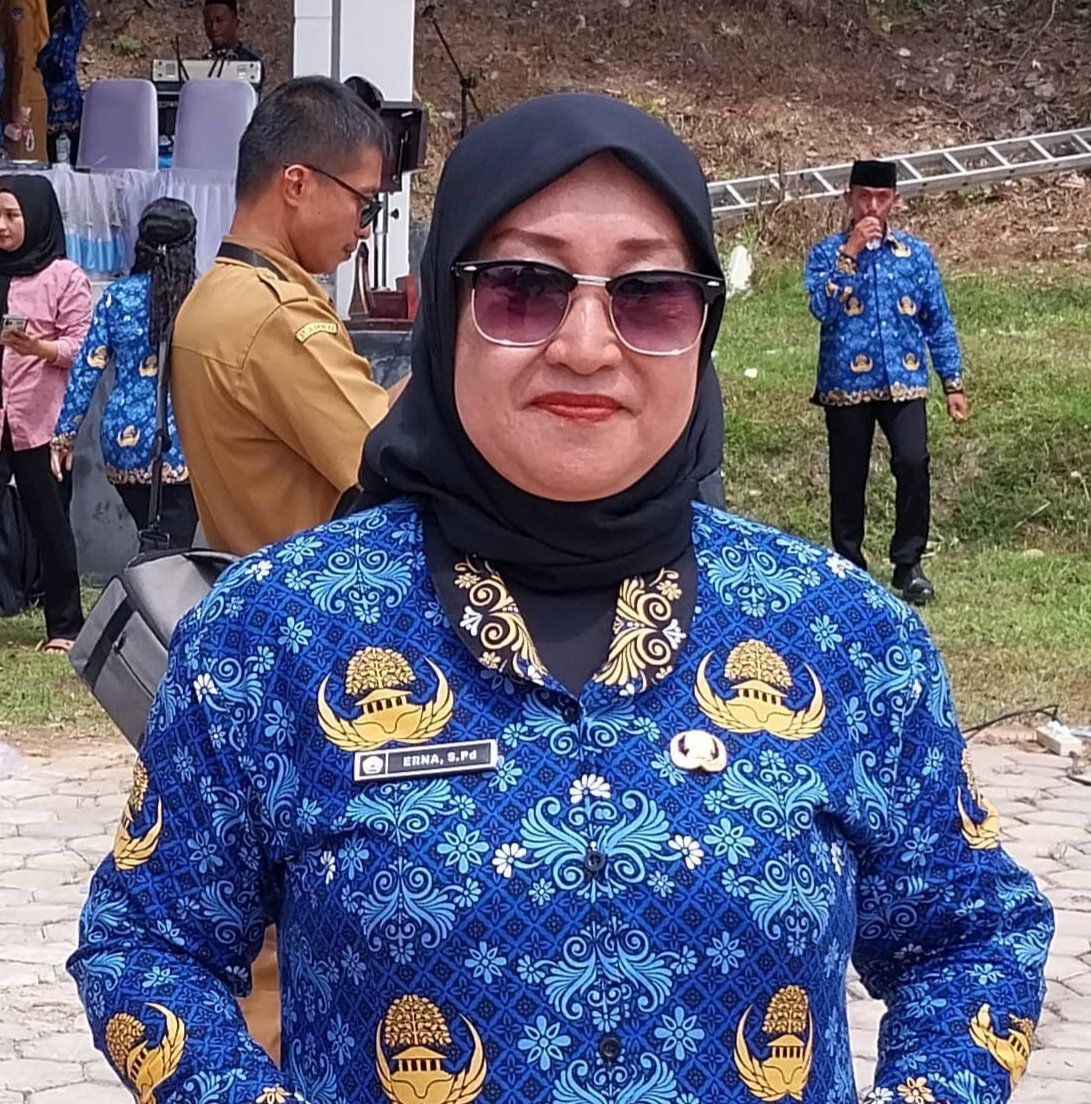 Erna, S.PD